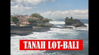 TANAH LOT BALI WISATA RELIGI, BANYAK DIKUNJUNGI WISATAWAN MANCA NEGARA, ALAMNYA INDAH MENAJUBKAN