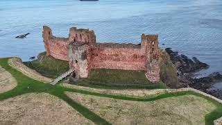 25 Dec 2024 Tantallon Castle Scotland mavic 3