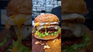 Fried Egg Burger  - ️ IN or OUT ⁉️