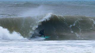 HEAVY & COLD SWELL Breaks Flat Spell  | RAW Video