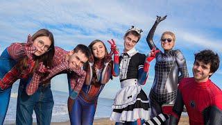 Cosplay at the beach 2022, with @MadSmylex  - @lightsabertime4083 - @StevenDeVos  - @skullylord7018