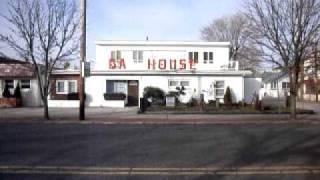 Point Lookout, NY The Bay House Pub & Property with Income by Hug Real Estate