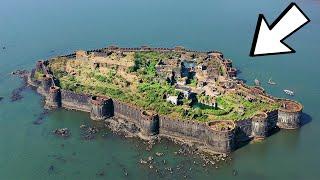 15 AMAZING FORTS and FORTRESSES