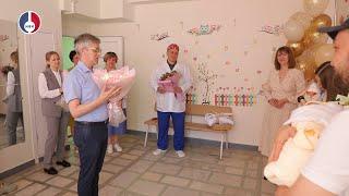 Проект «Здравствуй, ты родился!» реализуется в Новоуральске
