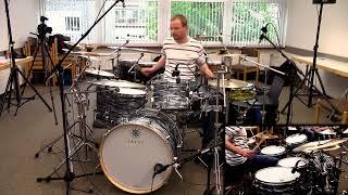 Drum Solo based on Tom Grooves played by Christian Hoffe on Sakae Trilogy Drums (Drum Festival Olpe)