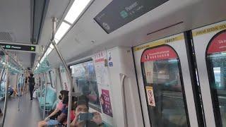 Ultra fail: Singapore R151 train door open when moving