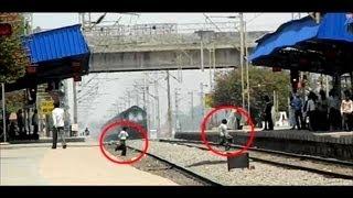 INDIAN RAILWAYS: STUNT MANIA - MUST WATCH (12252 WAINGANGA EXPRESS)