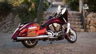 VICTORY CROSS COUNTRY NESS TEST - Luxurious Motorcycle