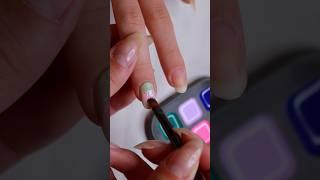 Sellős gél lakk Lilinek| ÚJ TIKTOK VIDEÓ| Color cubes cream palette #modelones #nails #gelnails