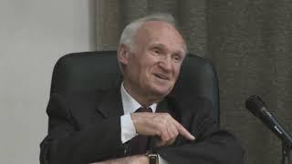 А.И.Осипов.В церковь ходим давно, а какими были, такими и остались.