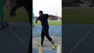 Discus throw technique