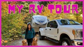 RV TourSolo Female Full Time RV Life in 33 foot 5th Wheel Trailer w/Two Dogs Work as Digital Nomad