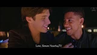 Love, Simon Kiss