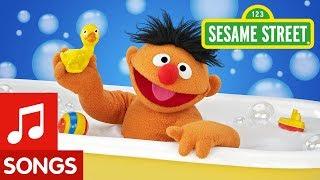 Sesame Street: Ernie and his Rubber Duckie