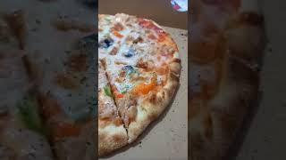 #shorts délice pizza بيتزا بالتونة والخضر