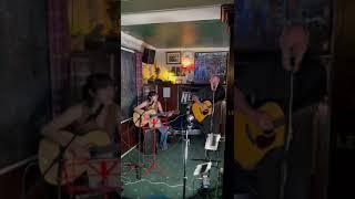 David Gilmour surprise performance of Wish You Were Here in Brighton pub - 9/09/2024