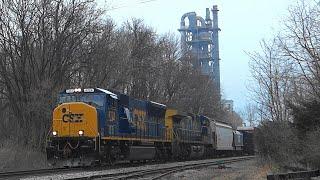  A Nice Clean Newly Painted Shiny EMD SD70MAC Leading CSX Freight Train