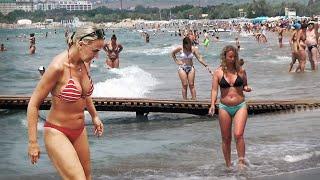 Russia. Beach on the Black Sea, waves on the sea. No comments