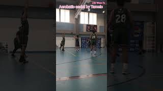 Acrobatic assist by Tarcelo #basketball #sports #viralvideo #ballislife #viralvideo #assist