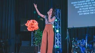 Jordyn Toohey singing CeCe Winan's 'He's Never Failed Me Yet'