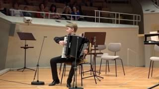 PanTonale - Jonas Vozbutas auf dem Akkordeon-Konzert-Festival in der Berliner Philharmonie, Mai 2016