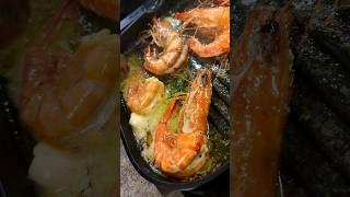 Schnell und einfach: Garnelen in Zitronenbutter  #rezept #seafood #shrimp #kochen #essen #rezepte