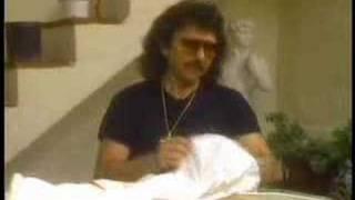 Tony Iommi in Trick or treat (incl. Trashed uncut!).