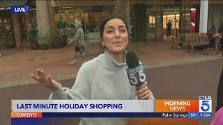 Last-minute shoppers raid malls, stores on Christmas Eve