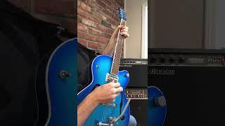 FUNKY FINGERSTYLE BLUES LICK #shortsfeed #guitar