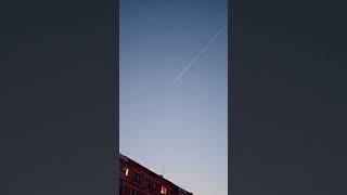 Самолёт резко пошёл на снижение над Красноуральском #shorts #красноуральск