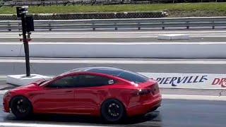 Tesla Model S Plaid world record 1/4 mile