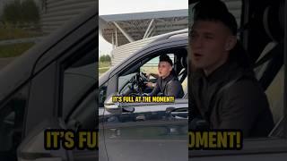 He asked if he could jump in Phil Foden’s car  #football #footballshorts #mancity TT/ @Chabioo