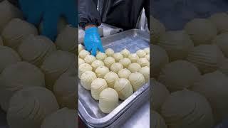 Automatic chin bread