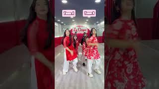 Các bạn chọn Team nào? | Battle Dance Lớp Tiktok Thầy Huy | Ấn Follow để xem nhiều Clip học nhảy hơn