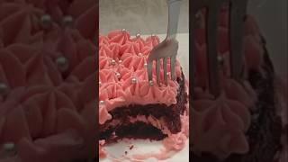 Red Velvet Cake In JUST ONE MINUTE #Shorts #valentinesday #valentine