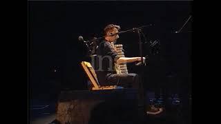 Concert excerpts by Yann TIERSEN 1998