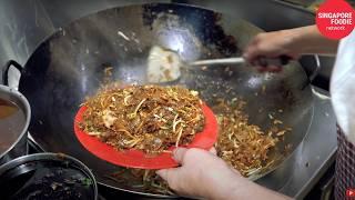 600 Customers a day! BEST Char Kway Teow Noodles! Amazing Wok Skills and Wok Hei!