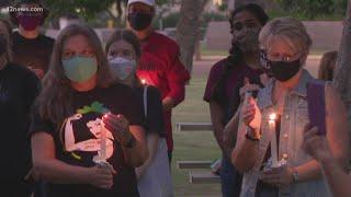 Vigil held at Arizona State Capitol to honor Ruth Bader Ginsburg