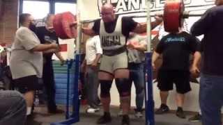 Дерек Кендалл, приседания RAW - 400 кг (без бинтов)!