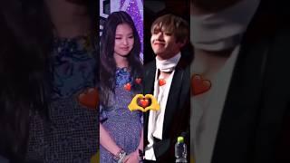 Taennie Real Moments @ GDA 2017️ #taennie #taehyung #jennie #taennieisreal