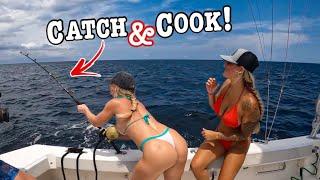 Fishing THE VAST OPEN OCEAN For A TASTY CATCH AND COOK!!! (Delicious!!)