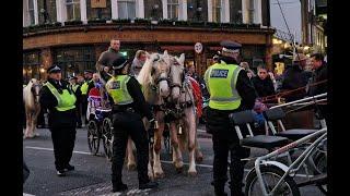 Hundreds of Gypsies/Travellers with Horses & Carts Descend Upon Borough Market, London 2024 December