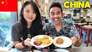 Chinese Lady Takes Me On An AUTHENTIC Chinese Breakfast Tour  (Beijing, China)