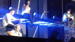 One Direction Little Things - Liam Beatboxing - 7/2/13 July 2, 2013 Izod Center, NJ