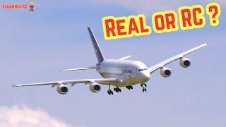 2 BIG RC Airbus A380s fly together at Airliner Meeting 2024