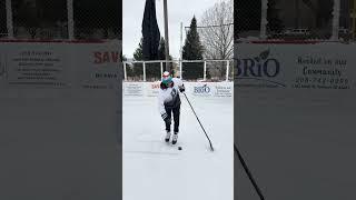 Use Your Feet! Control the Puck Like a Pro in Tight Spaces
