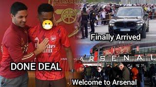 DONE DEAL!! Striker arrived at Arsenal to sign 5 years deal Big Surprise! Arsenal new signing 2025