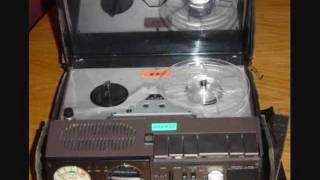 soulsisterann  goes back in time with tape recorders.wmv