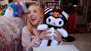 BUILD A BEAR ATE WITH THIS ONE. (unboxing the new halloween sanrio plushies)