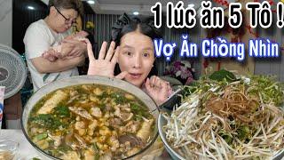 Bà Đẻ Vác Thau Đi Mua BÚN BÒ MỠ NỔI Ăn 1 Lần 5 Tô Mới Đã Cơn Thèm